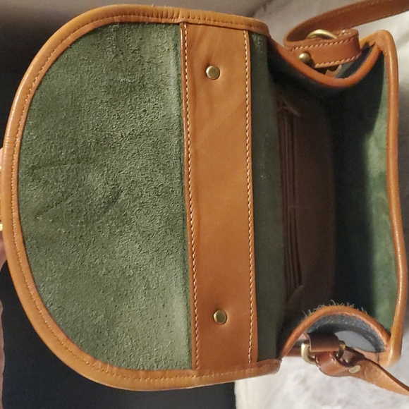 VINTAGE DOONEY AND BOURKE PURSE - Picture 4 of 6
